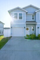 8885 Brigade Trail in Pensacola, FL - Building Photo