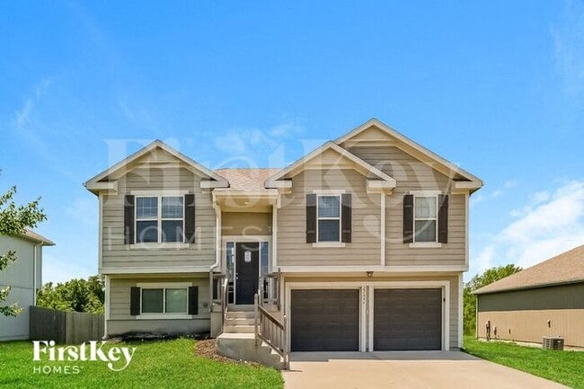 property at 22004 Crystal Ave