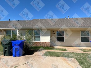 1318 Glen Oaks Ct in Norman, OK - Foto de edificio - Building Photo