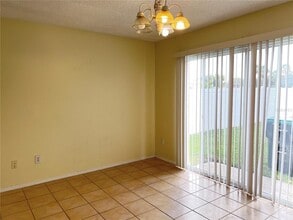 1510 Carey Glen Cir in Orlando, FL - Building Photo - Building Photo