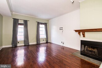 822 N Ringgold St in Philadelphia, PA - Foto de edificio - Building Photo