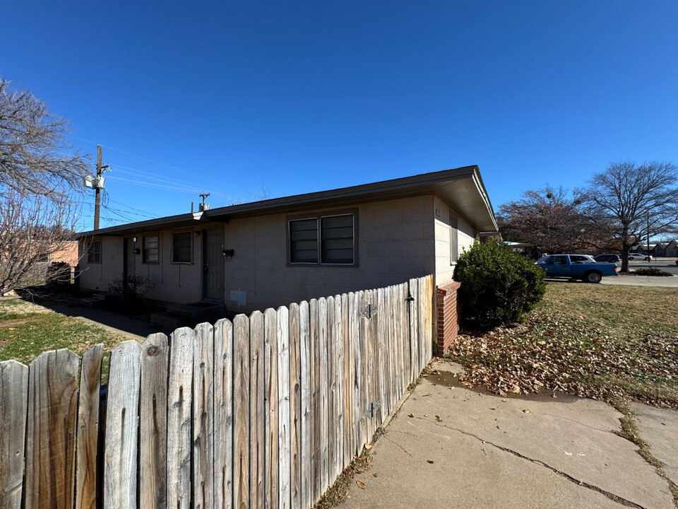 3808 22nd Pl in Lubbock, TX - Building Photo