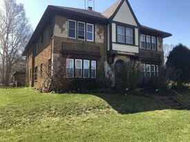 2234 Auburn St in Rockford, IL - Building Photo