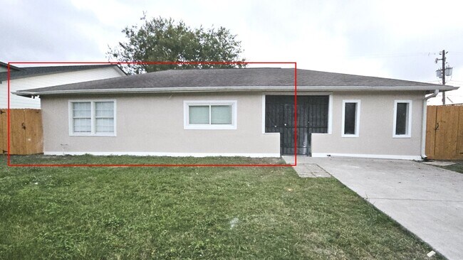 5714 Southwind St in Houston, TX - Building Photo - Building Photo