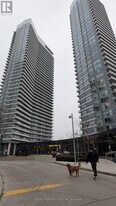 117 McMahon Dr in Toronto, ON - Building Photo
