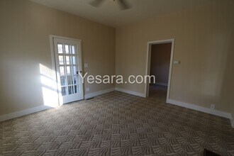 1323 Pearl St in Burlington, IA - Building Photo - Building Photo