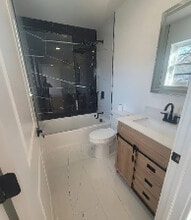 11 S 17th St in East Orange, NJ - Foto de edificio - Building Photo