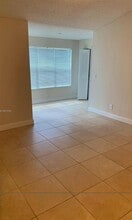 12840 Vista Isles Dr in Plantation, FL - Building Photo - Building Photo
