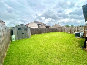 1709 W Whitney Ln in Rogers, AR - Building Photo - Building Photo