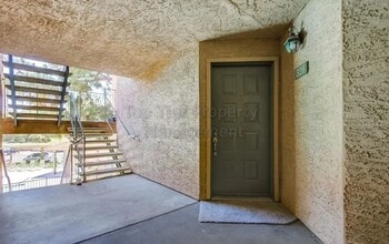 12007 Alta Carmel Ct in San Diego, CA - Building Photo - Building Photo