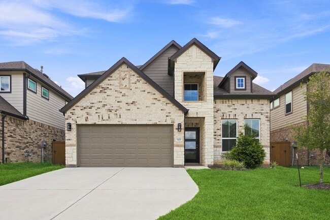 property at 5419 Sunstone Cir