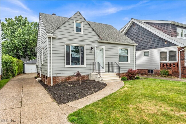8218 Essen Ave in Parma, OH - Building Photo - Building Photo