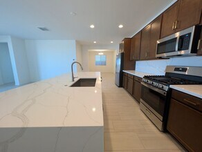 3465 N 101st Dr in Avondale, AZ - Building Photo - Building Photo