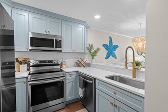 824 N Waccamaw Dr in Murrells Inlet, SC - Building Photo - Building Photo