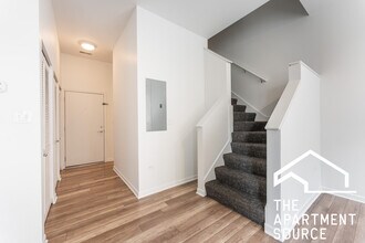 2700 W North Ave in Chicago, IL - Building Photo - Building Photo