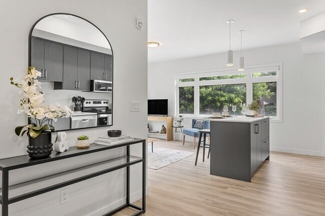 177 Armstrong St in Ottawa, ON - Building Photo - Building Photo