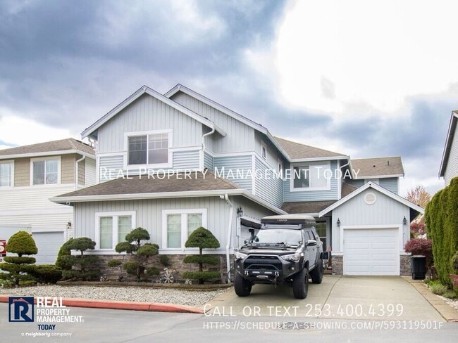 property at 4431 S 220th St