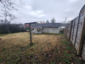 205 N Morgan St in Friendsville, TN - Building Photo - Building Photo