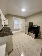 906 North 6th Ave E in Duluth, MN - Building Photo - Building Photo