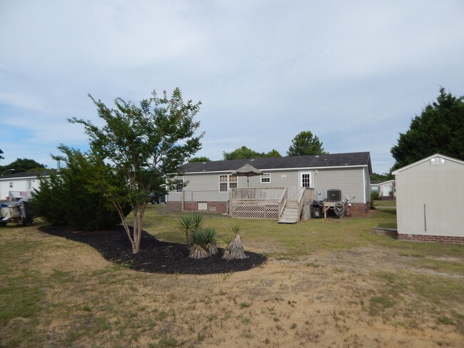525 Soundside Dr in Wilmington, NC - Foto de edificio - Building Photo