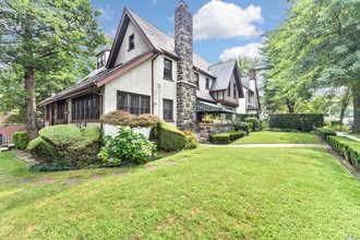 Medical Office In Tudor Home in Forest Hills, NY - Building Photo - Other