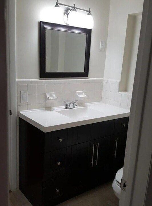 1700 NW 27th Terrace in Fort Lauderdale, FL - Building Photo