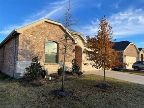 135 Cameron Dr in Royse City, TX - Building Photo - Building Photo