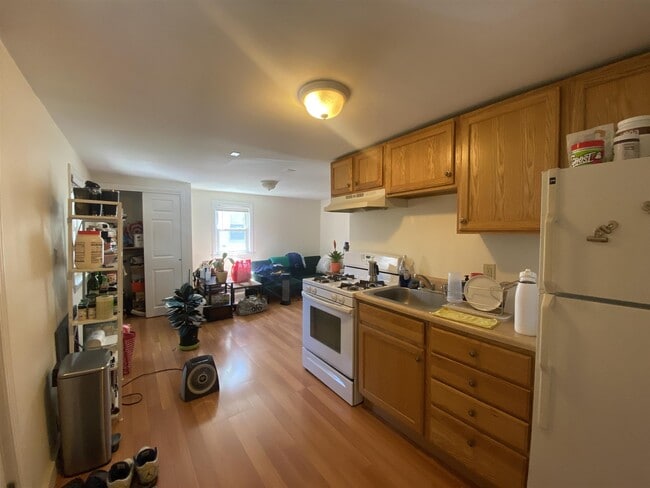 property at 422 Franklin St