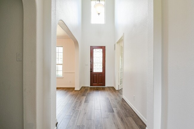 1215 Redstone Glen Ln