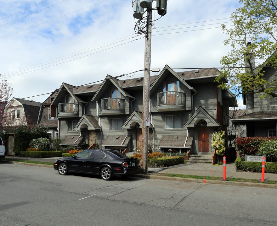 Ballentyne Square in Vancouver, BC - Building Photo