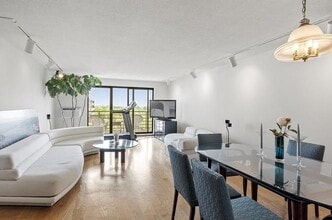 101 Alma St in Palo Alto, CA - Building Photo - Building Photo