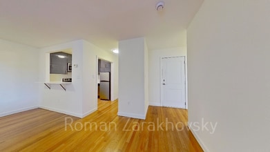 14 Marion St in Brookline, MA - Building Photo - Building Photo