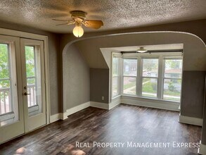 425-427 S Prairie Ave in Sioux Falls, SD - Building Photo - Building Photo
