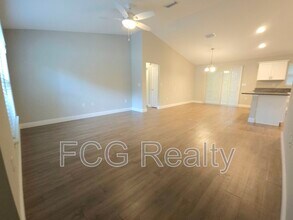 9999 N Sandree Dr in Citrus Springs, FL - Building Photo - Building Photo
