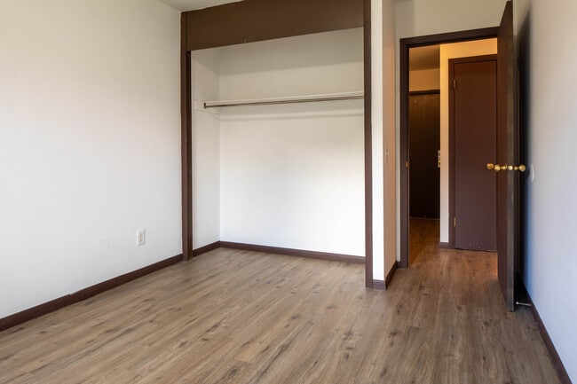 PMM in Madison, WI - Foto de edificio - Building Photo