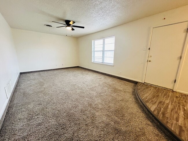 4914 57th St in Lubbock, TX - Building Photo - Building Photo