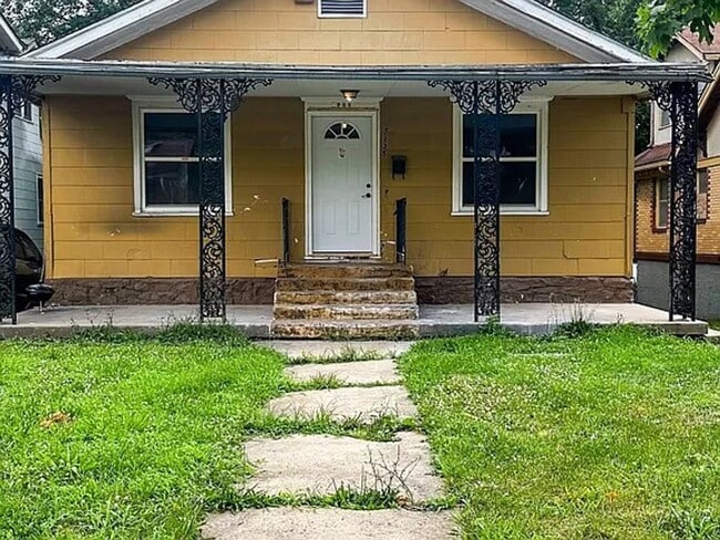 property at 5135 Garfield Ave