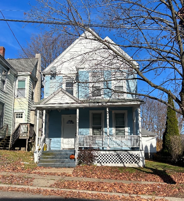 property at 10 Ayres St