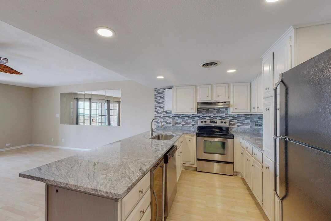 426 Yacht Club Dr in Rockwall, TX - Building Photo