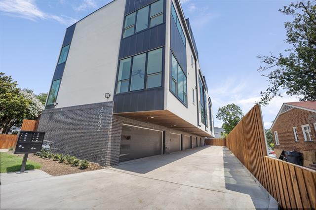 property at 4642 Coles Manor Pl