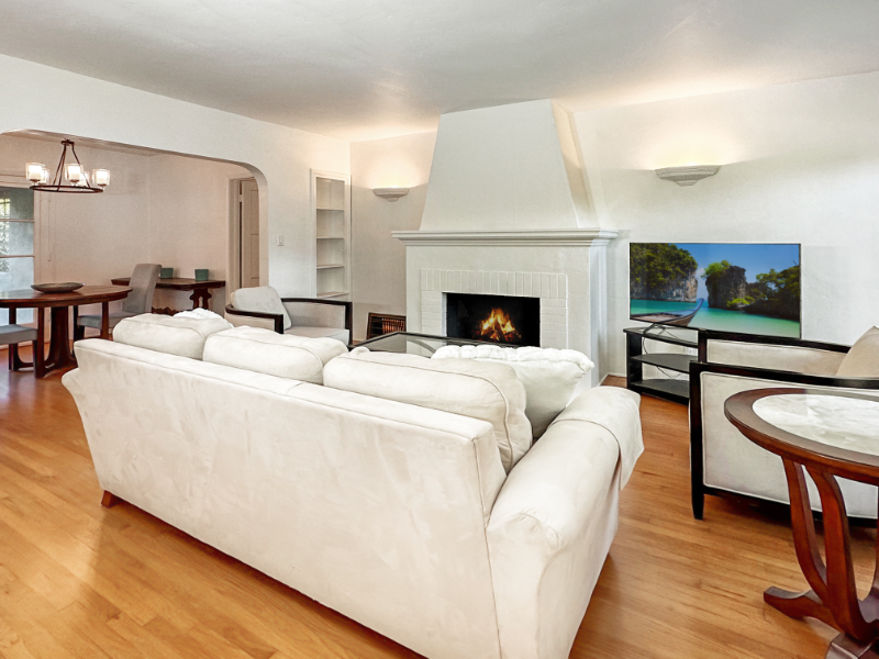 2 Eucalyptus Ln in Montecito, CA - Building Photo