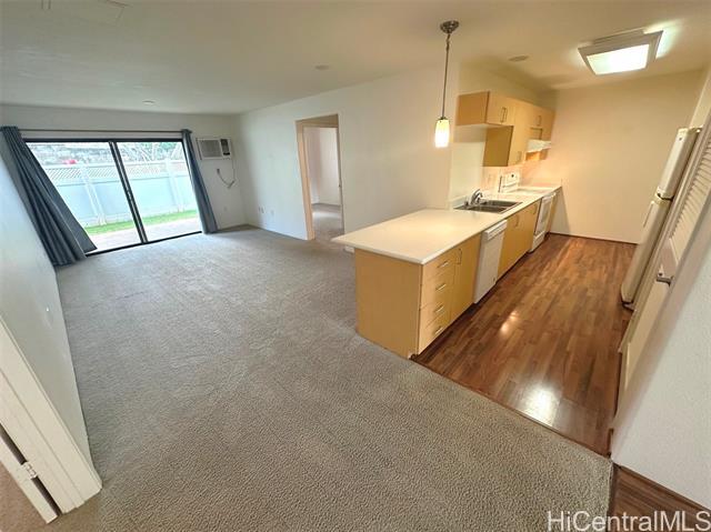 property at 95-923-923 Ukuwai St