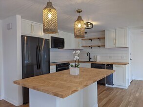3 Increase Ln in Westport, CT - Building Photo - Building Photo