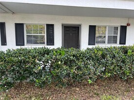 4507 3rd St Cir W in Bradenton, FL - Building Photo