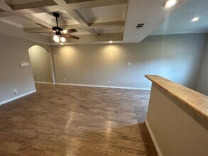 5026 Summit Wood in San Antonio, TX - Building Photo - Building Photo