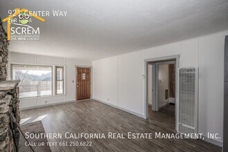 921 Center Way in Frazier Park, CA - Building Photo - Building Photo
