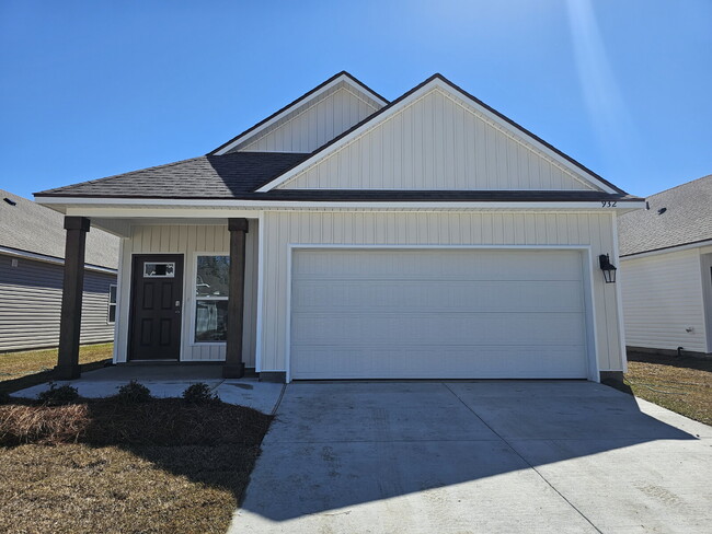 property at 932 Renova Dr