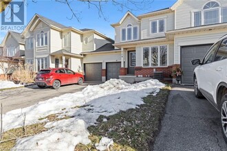 449 Shadow Wood Crescent in Waterloo, ON - Building Photo - Building Photo