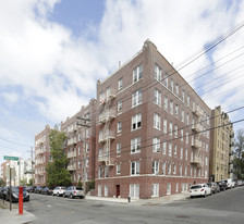 735-741 E 242nd St in Bronx, NY - Building Photo