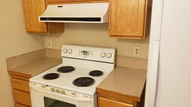 10273 Seneca Dr in Boise, ID - Building Photo - Building Photo